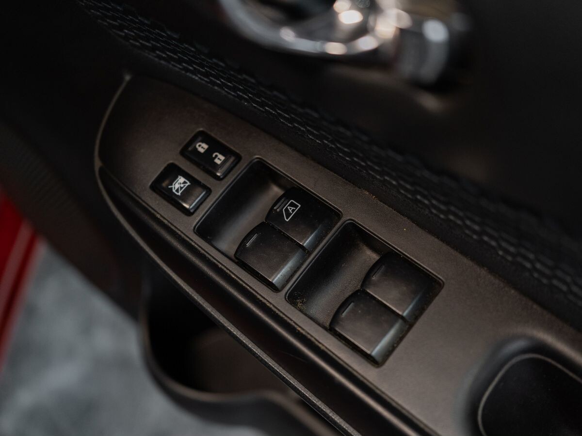 Nissan Note 2013 - фото автомобиля