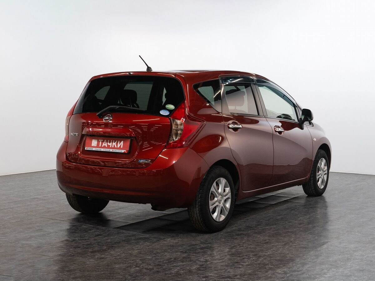 Nissan Note 2013 - фото автомобиля