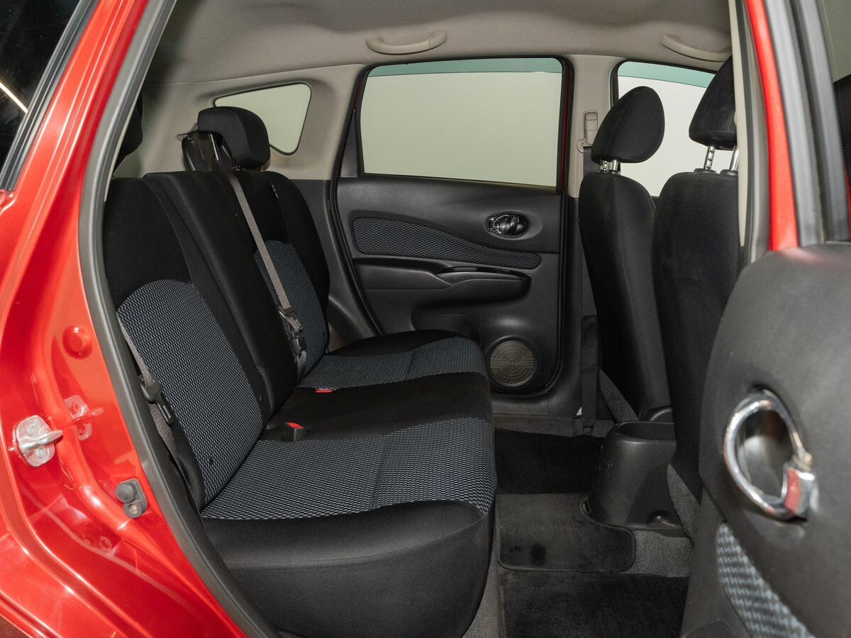 Nissan Note 2013 - фото автомобиля