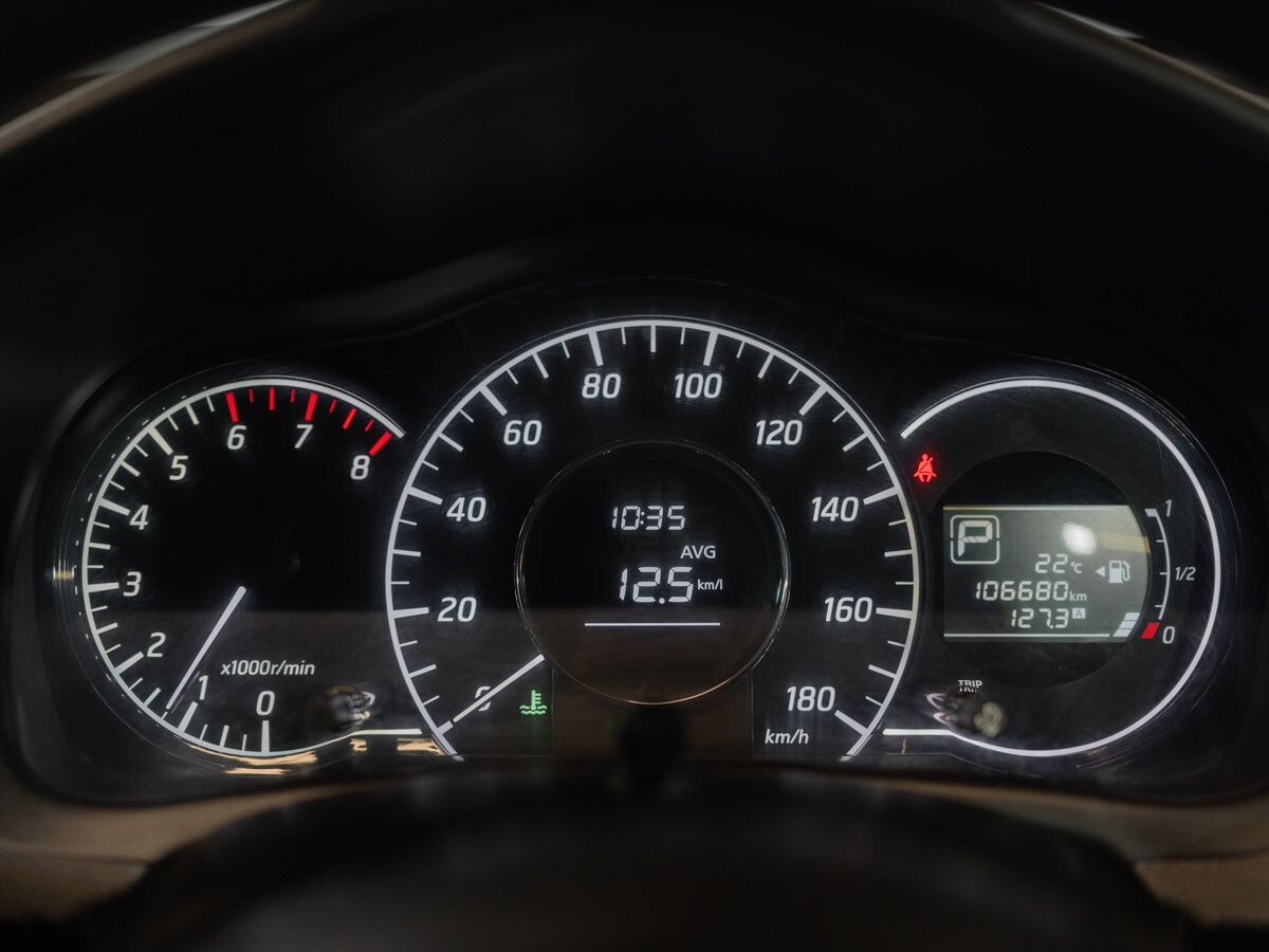 Nissan Note 2013 - фото автомобиля