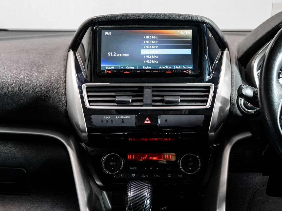 Mitsubishi Eclipse Cross 2018 - фото автомобиля