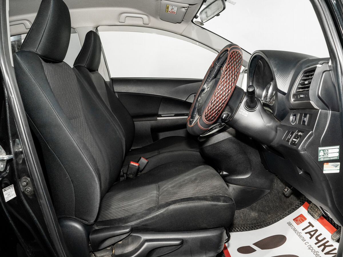 Toyota Ractis 2014 - фото автомобиля