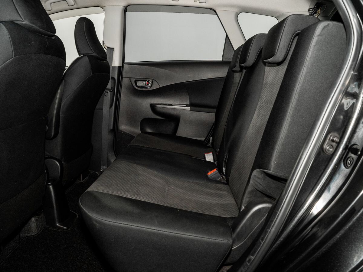 Toyota Ractis 2014 - фото автомобиля