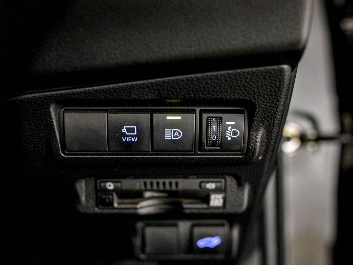 Toyota Corolla Cross 2022 - фото автомобиля