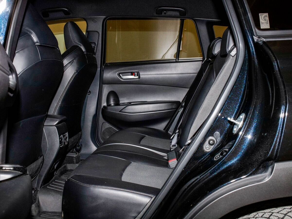 Toyota Corolla Cross 2022 - фото автомобиля
