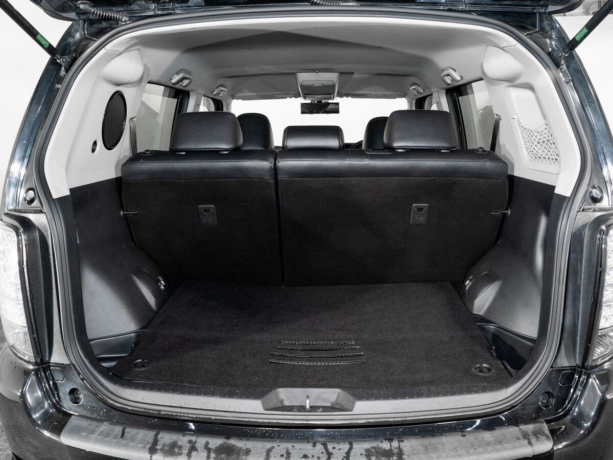 Toyota Corolla Rumion 2012 - фото автомобиля