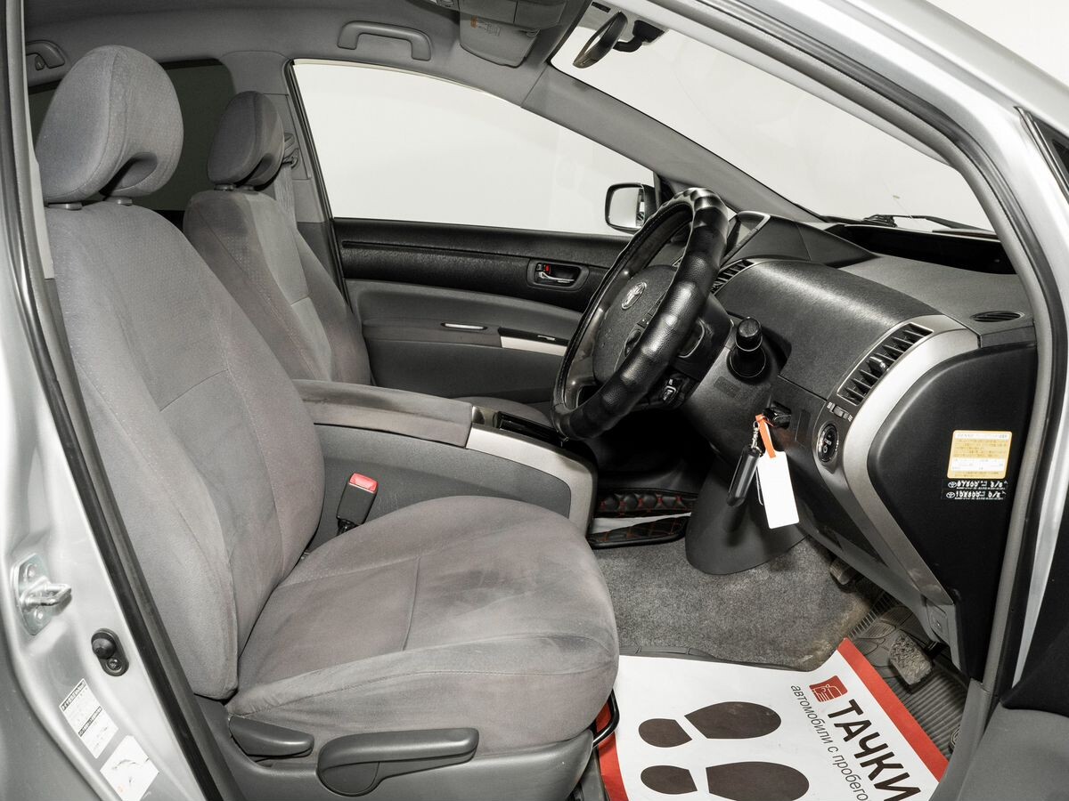 Toyota Prius 2008 - фото автомобиля