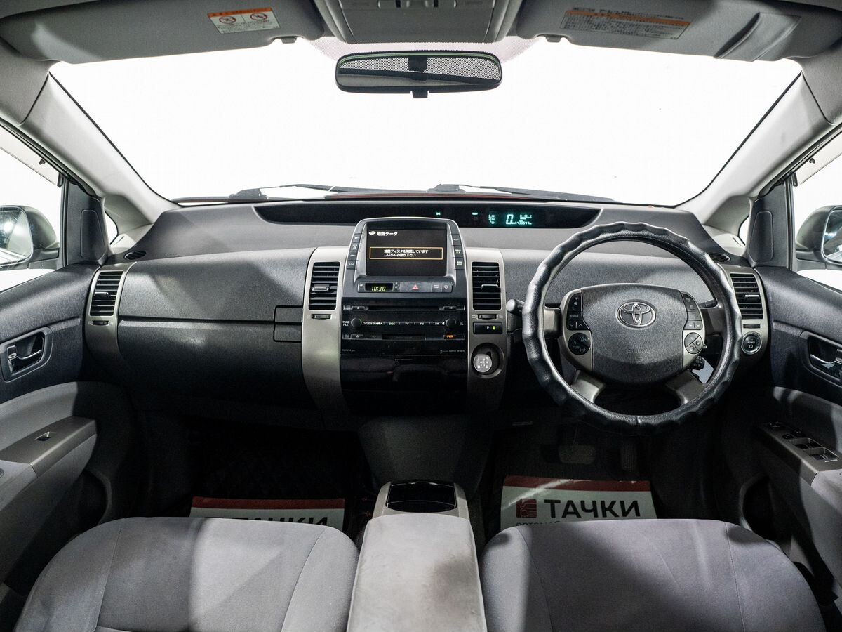 Toyota Prius 2008 - фото автомобиля