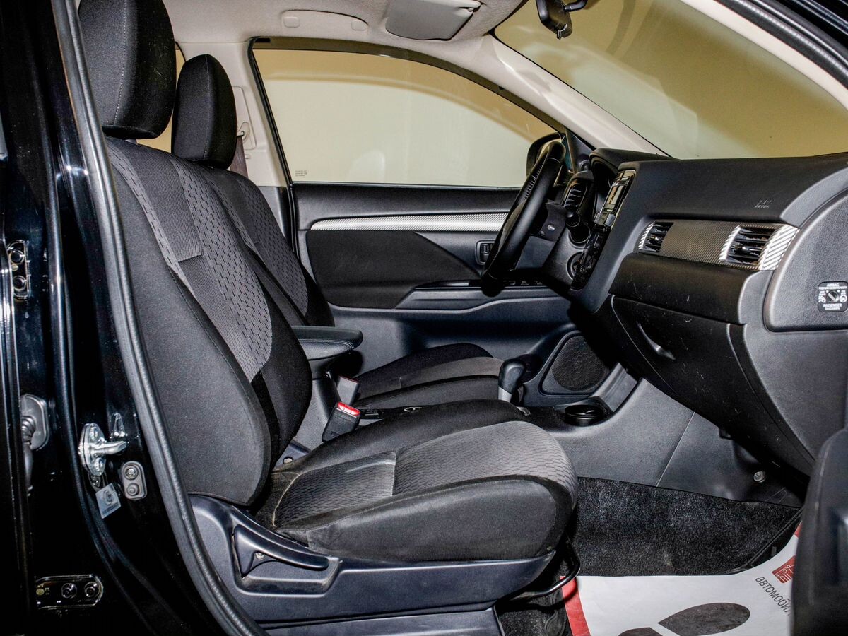Mitsubishi Outlander 2014 - фото автомобиля