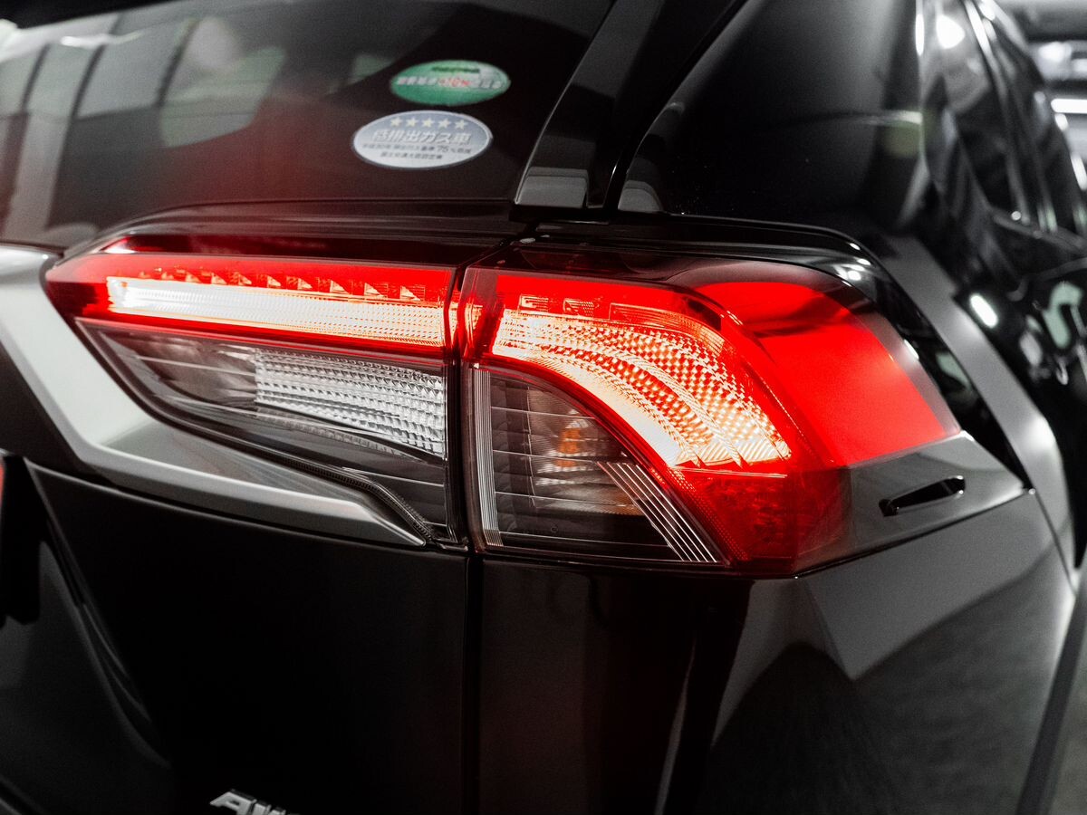Toyota RAV4 2020 - фото автомобиля
