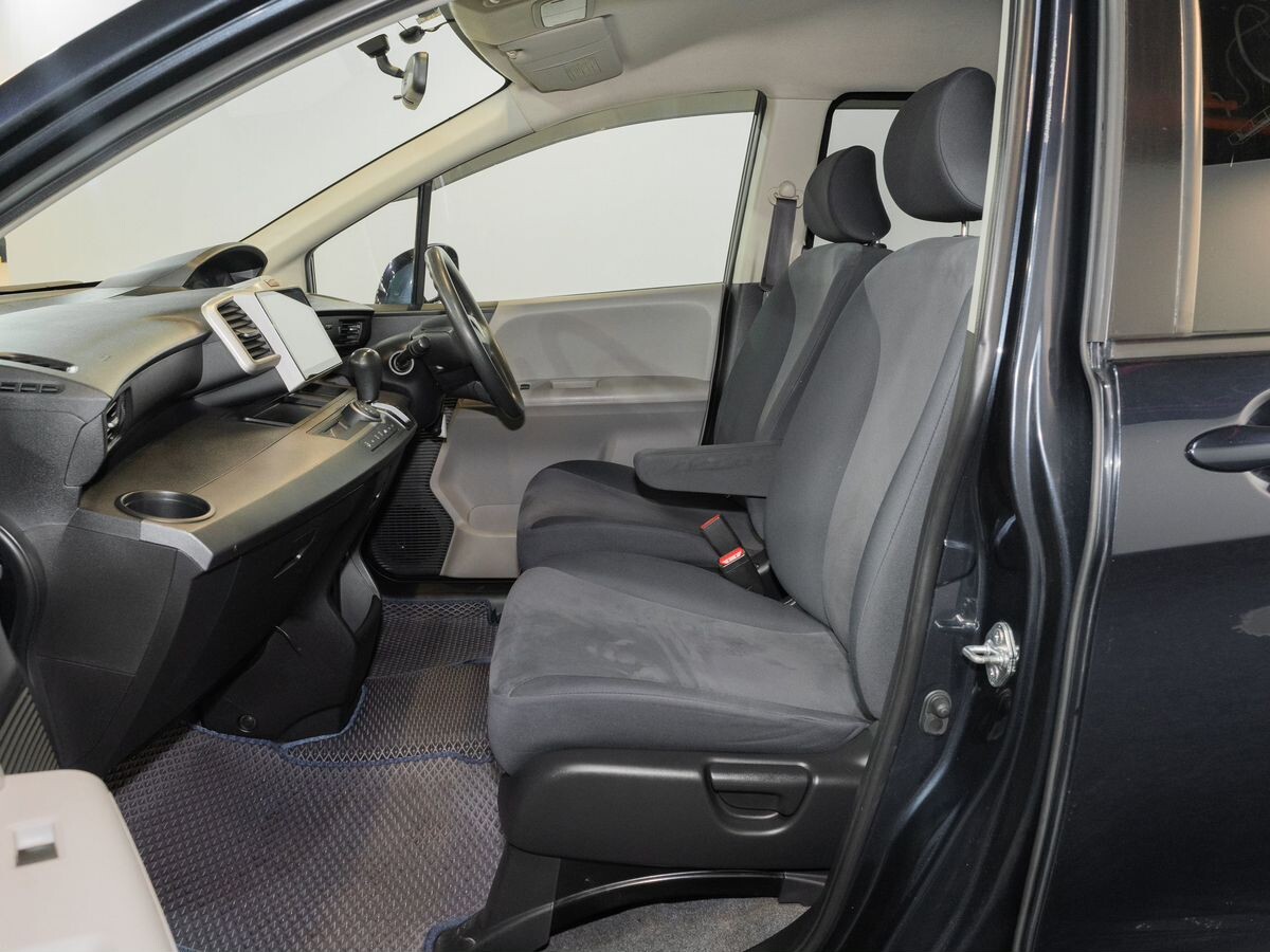 Honda Freed 2009 - фото автомобиля