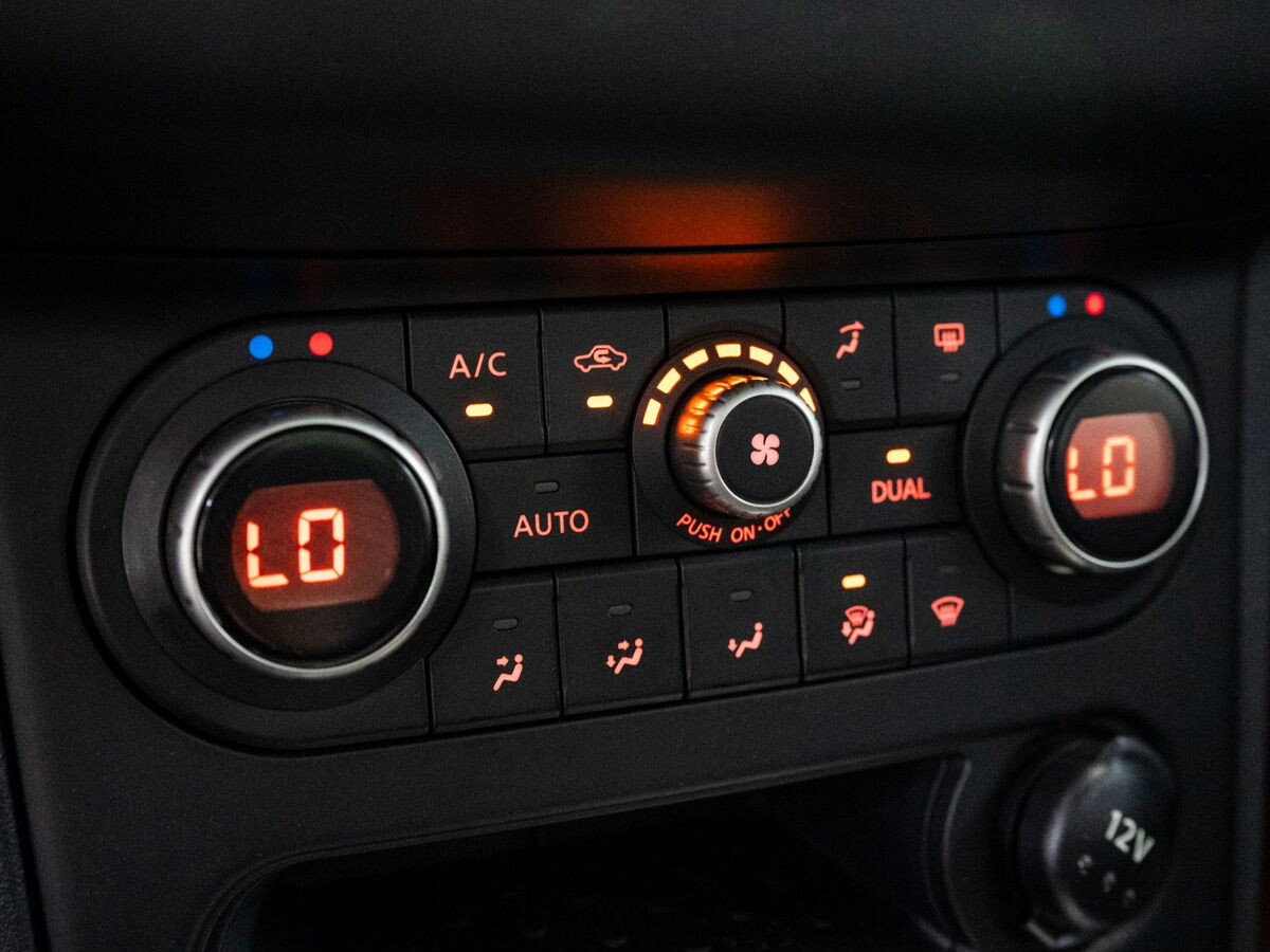 Nissan Qashqai 2011 - фото автомобиля
