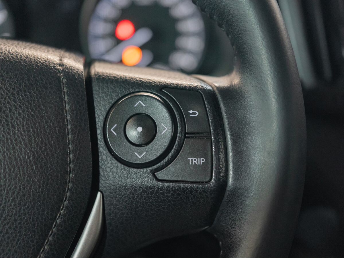 Toyota RAV4 2015 - фото автомобиля