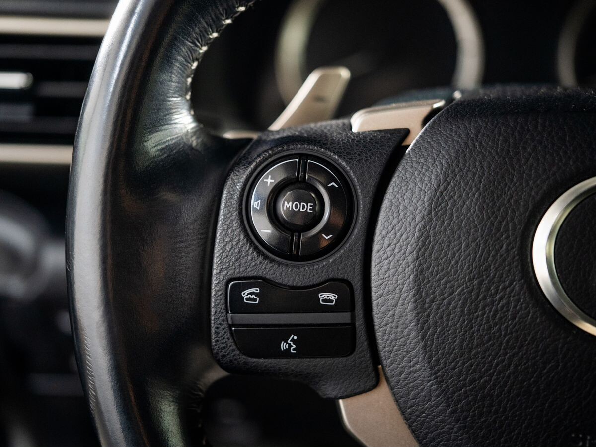 Lexus IS250 2013 - фото автомобиля