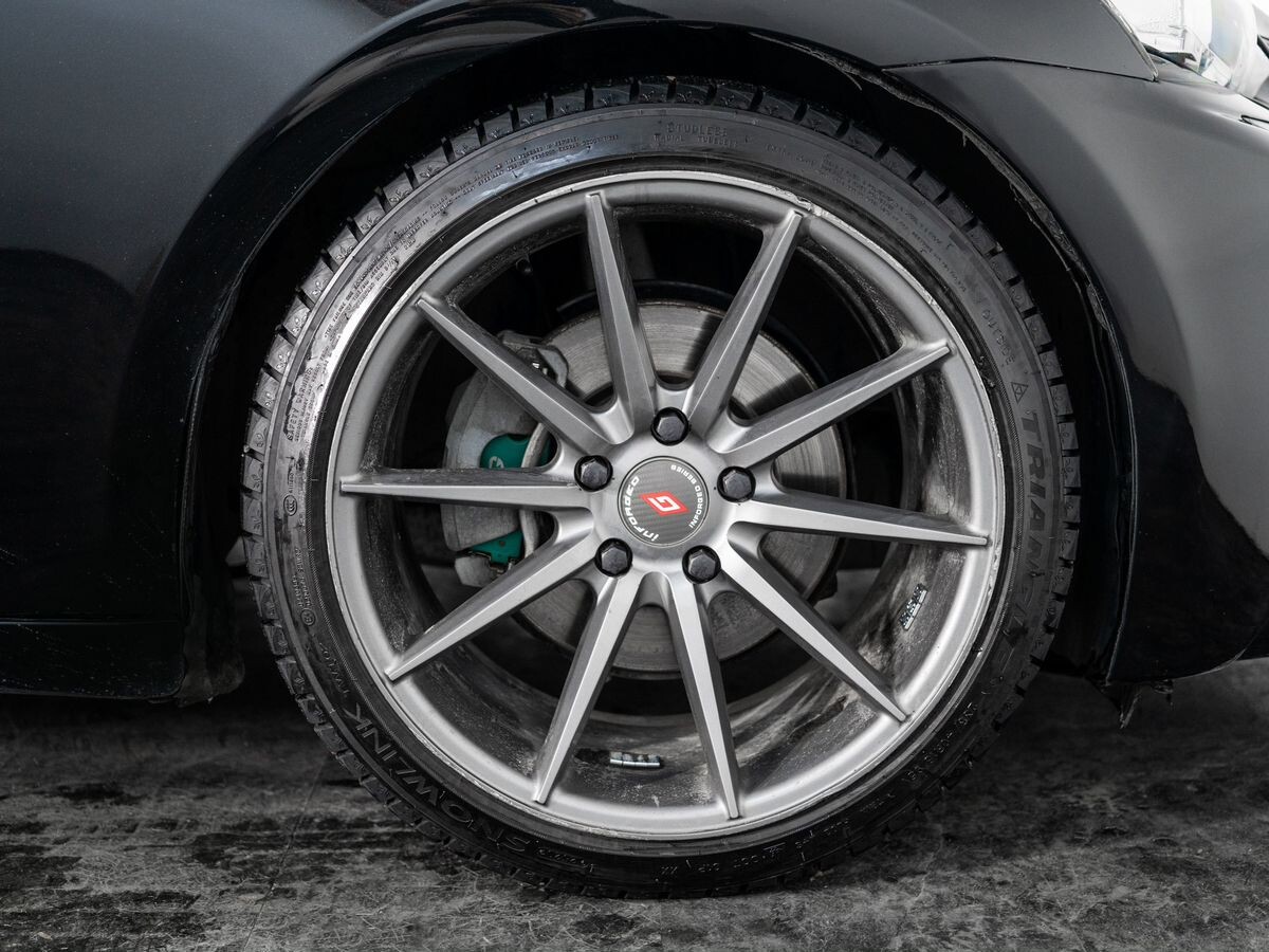 Lexus IS250 2013 - фото автомобиля