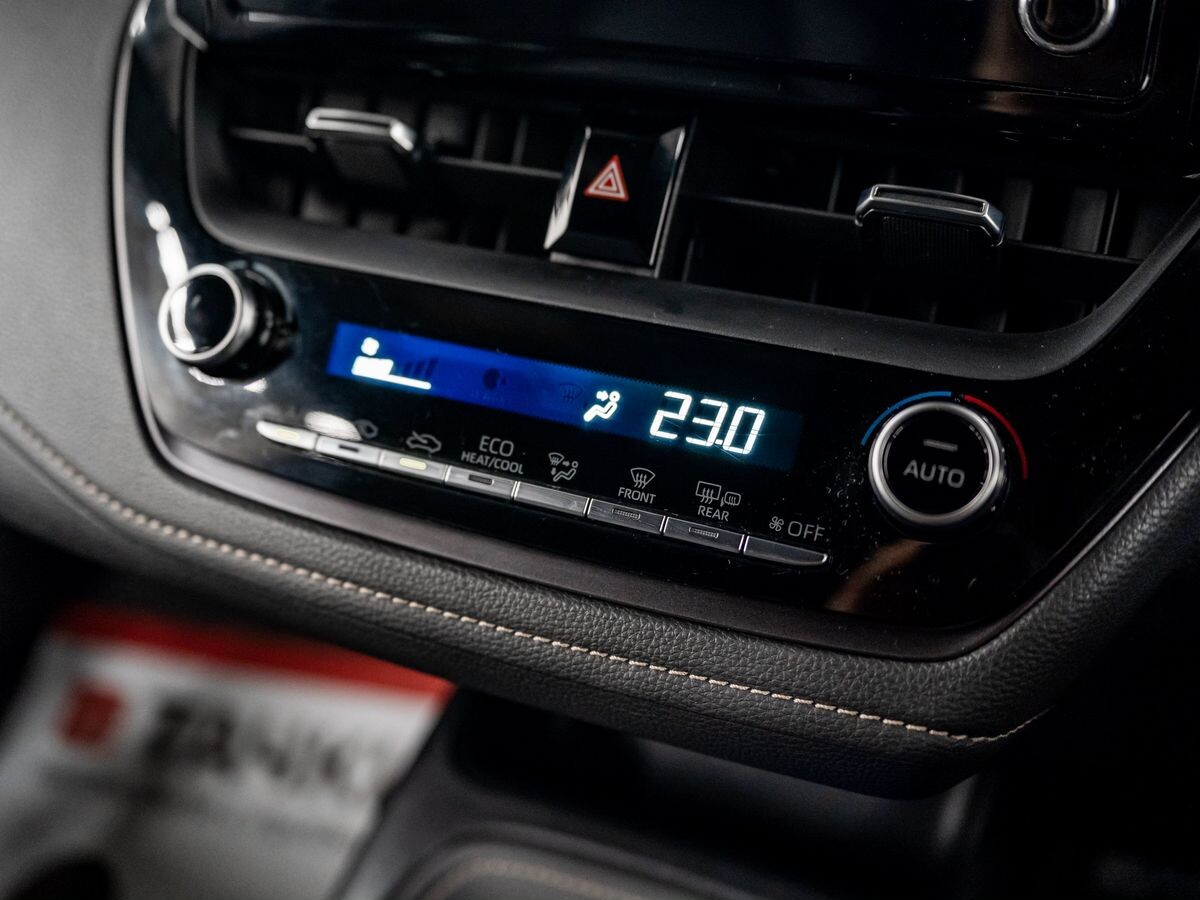 Toyota Corolla 2020 - фото автомобиля