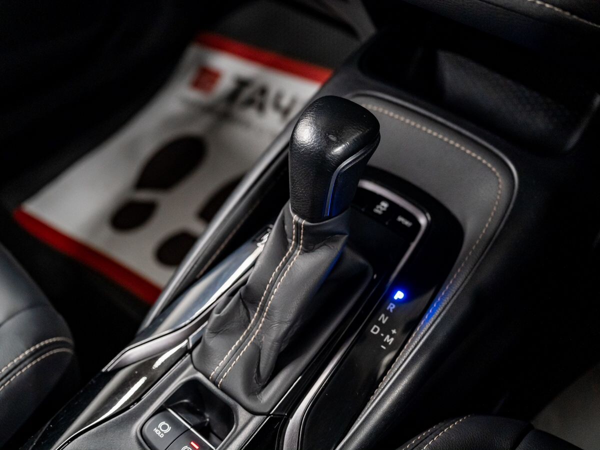 Toyota Corolla 2020 - фото автомобиля