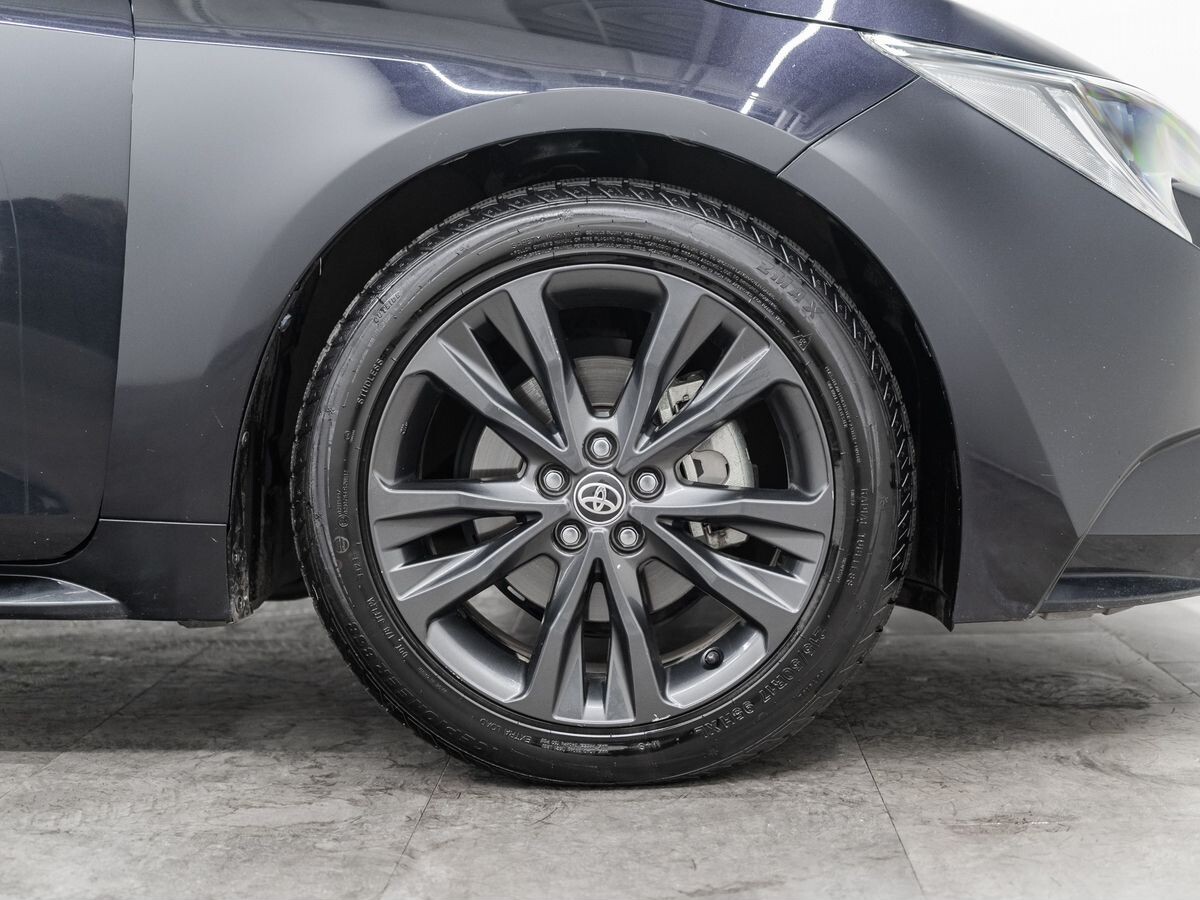 Toyota Corolla 2020 - фото автомобиля