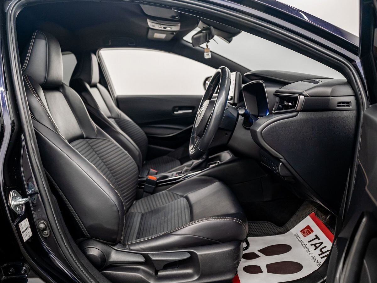 Toyota Corolla 2020 - фото автомобиля