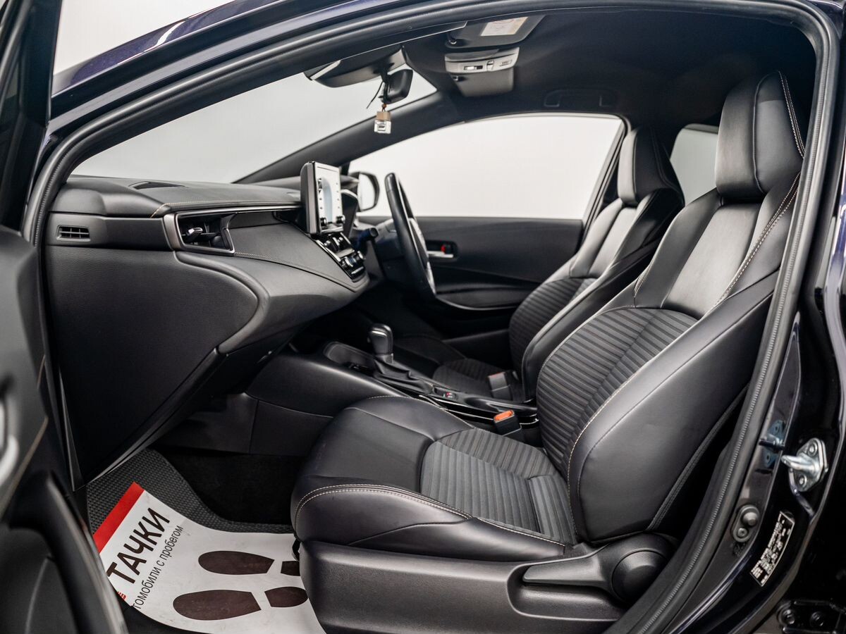Toyota Corolla 2020 - фото автомобиля