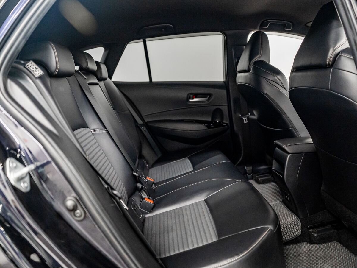 Toyota Corolla 2020 - фото автомобиля