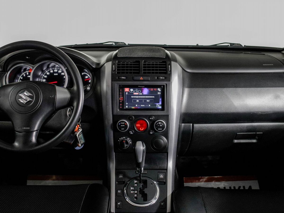Suzuki Grand Vitara 2014 - фото автомобиля