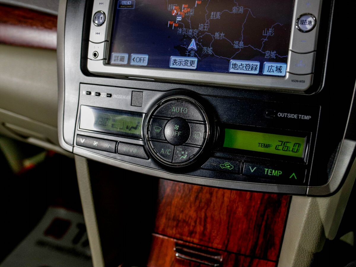 Toyota Premio 2010 - фото автомобиля