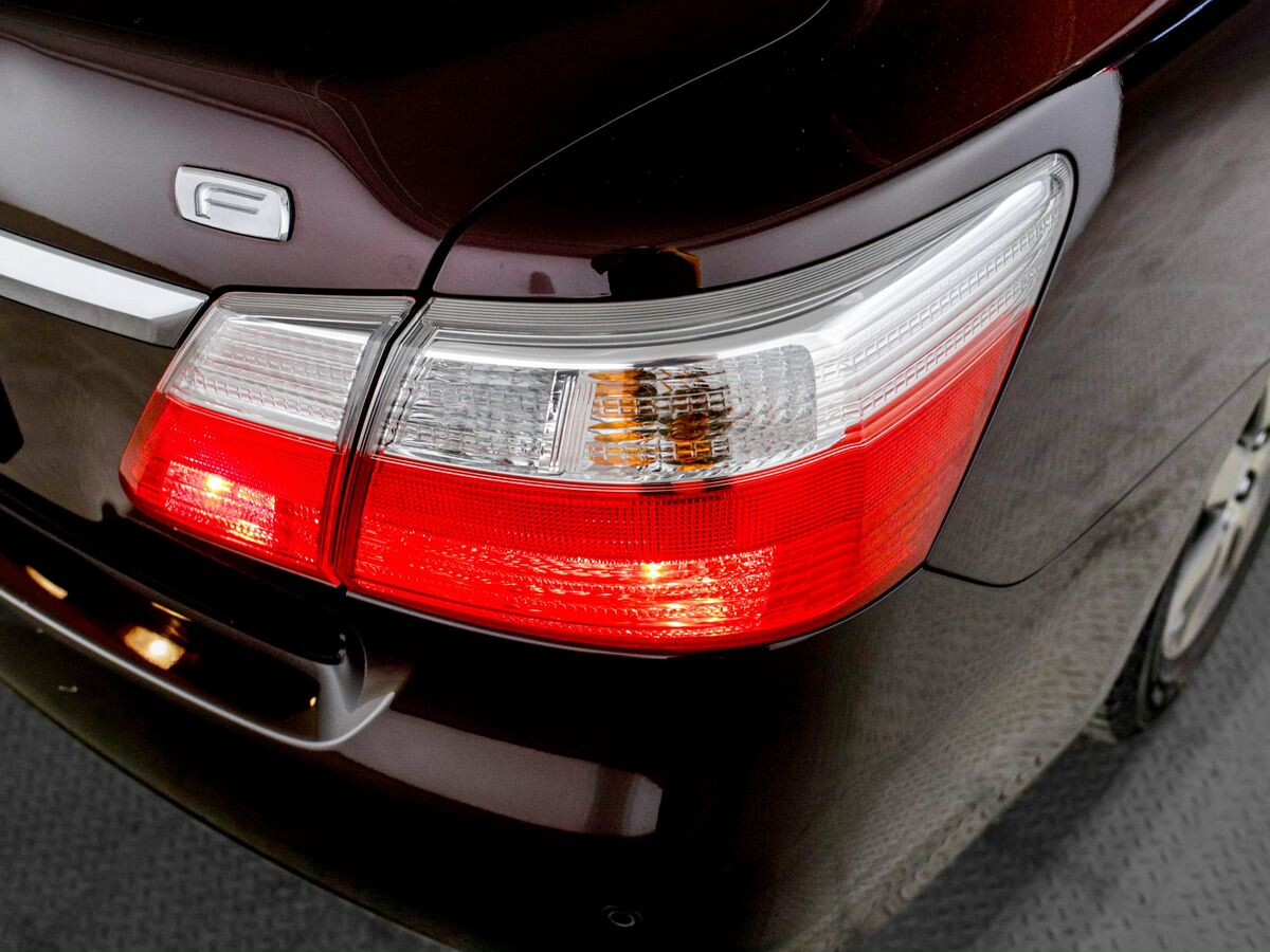 Toyota Premio 2010 - фото автомобиля