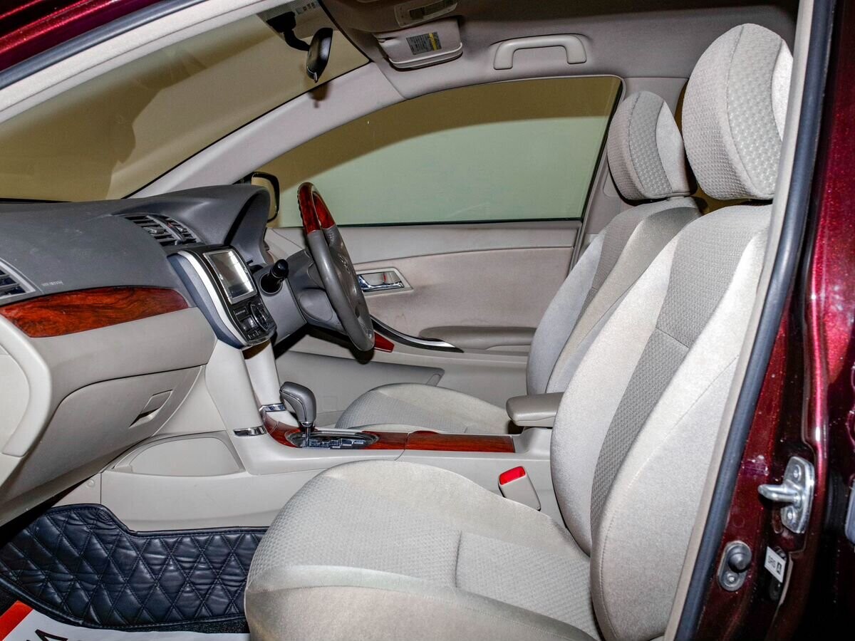 Toyota Premio 2010 - фото автомобиля