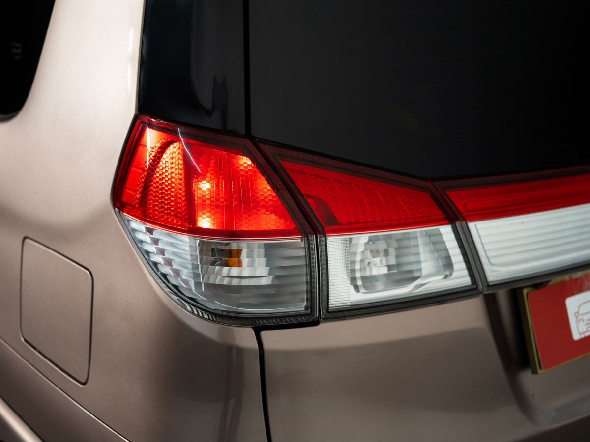   2011 - фото автомобиля