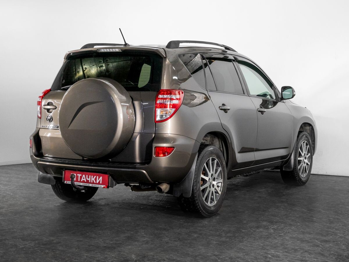Toyota RAV4 2011 - фото автомобиля