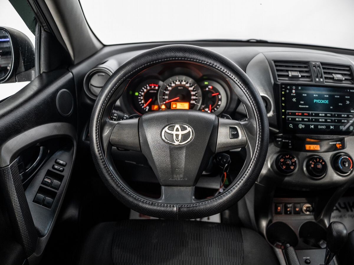 Toyota RAV4 2011 - фото автомобиля