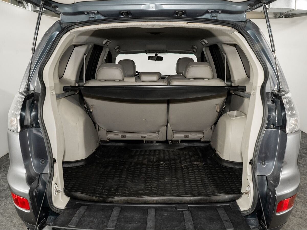 Mitsubishi Outlander 2008 - фото автомобиля
