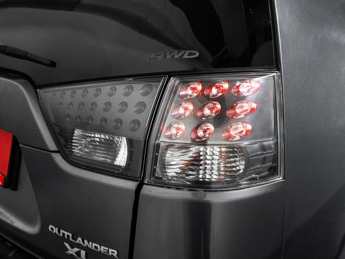 Mitsubishi Outlander 2008 - фото автомобиля