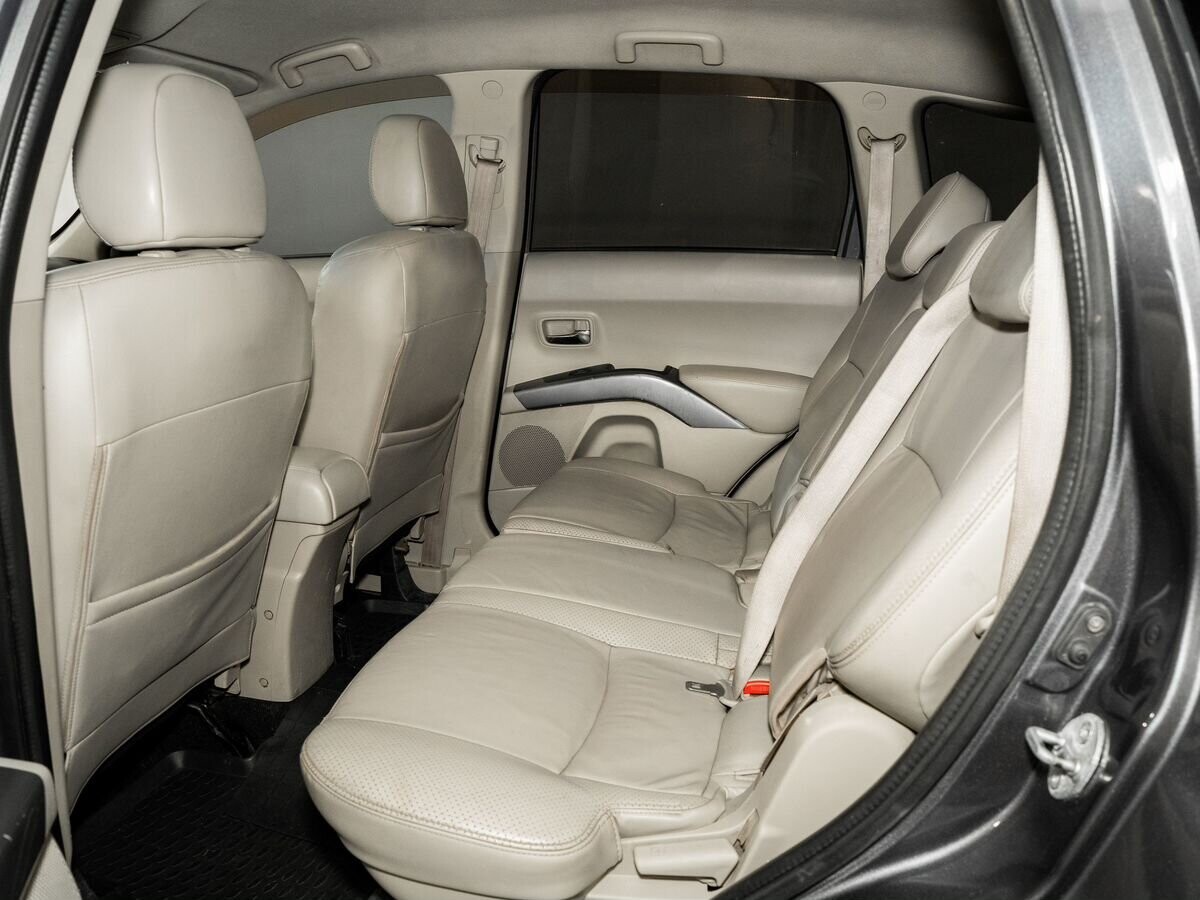 Mitsubishi Outlander 2008 - фото автомобиля