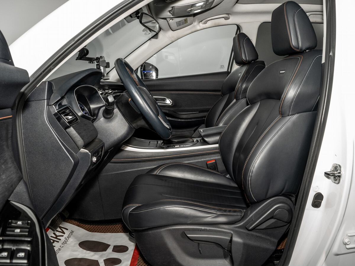Oshan X7 2020 - фото автомобиля