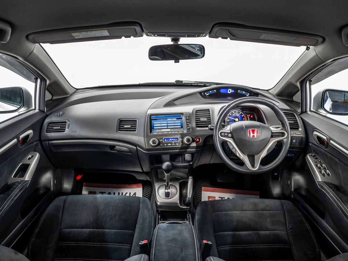 Honda Civic 2009 - фото автомобиля