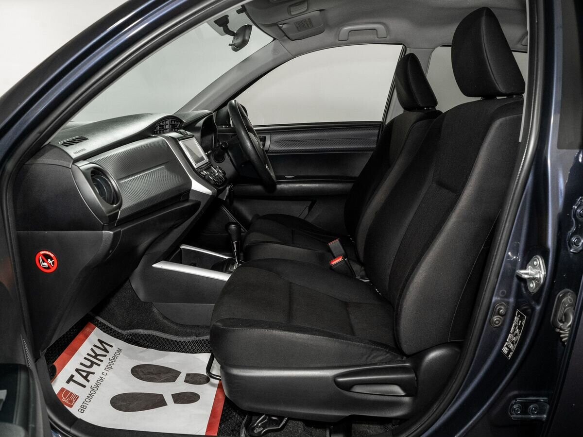 Toyota Corolla Fielder 2014 - фото автомобиля
