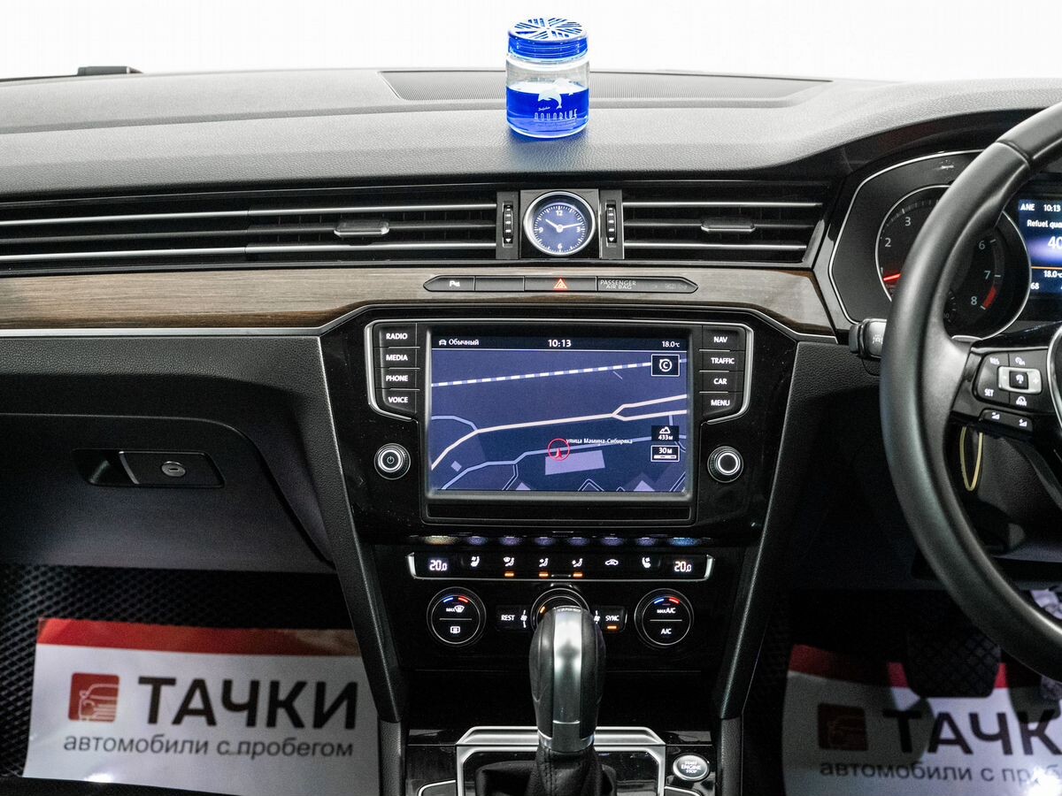Volkswagen Passat 2015 - фото автомобиля