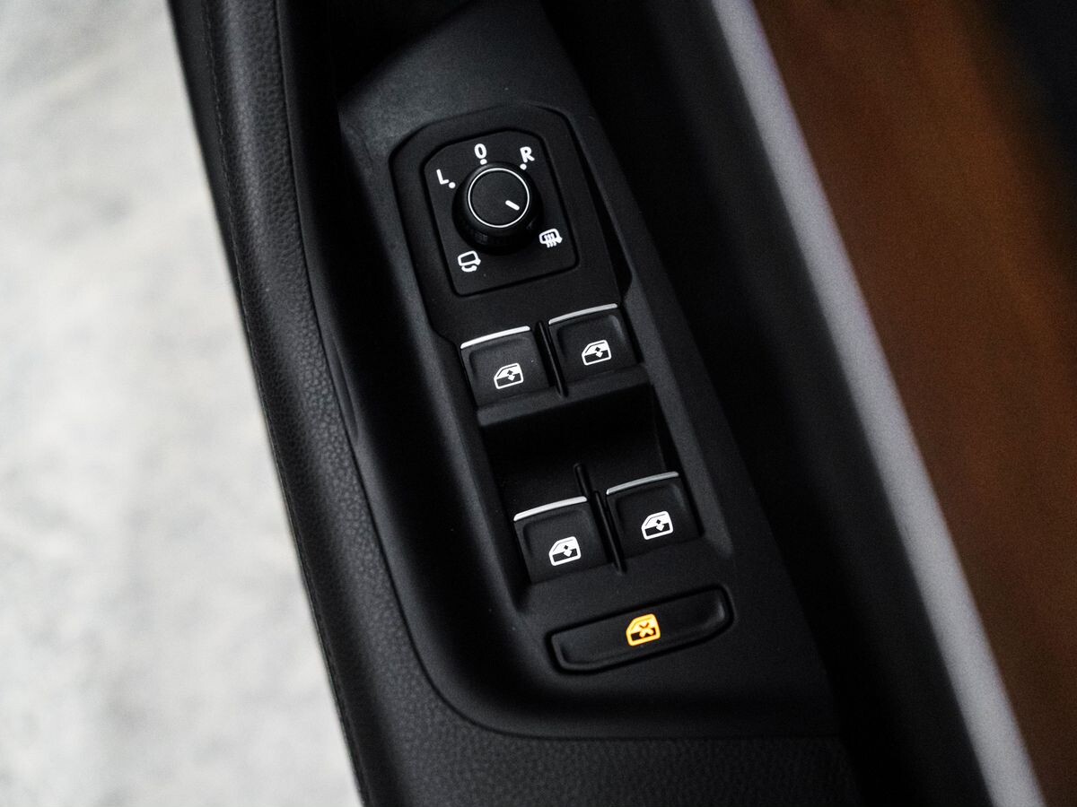 Volkswagen Passat 2015 - фото автомобиля