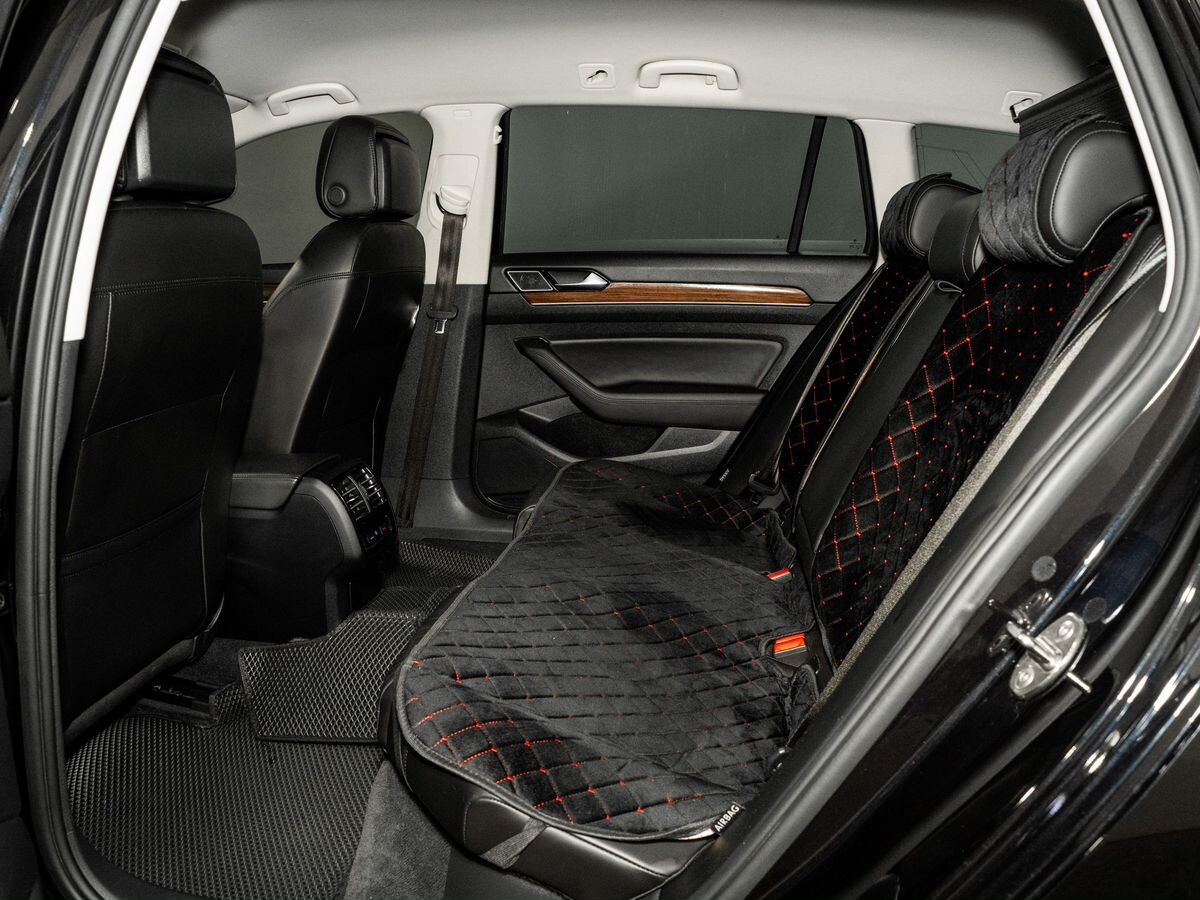 Volkswagen Passat 2015 - фото автомобиля