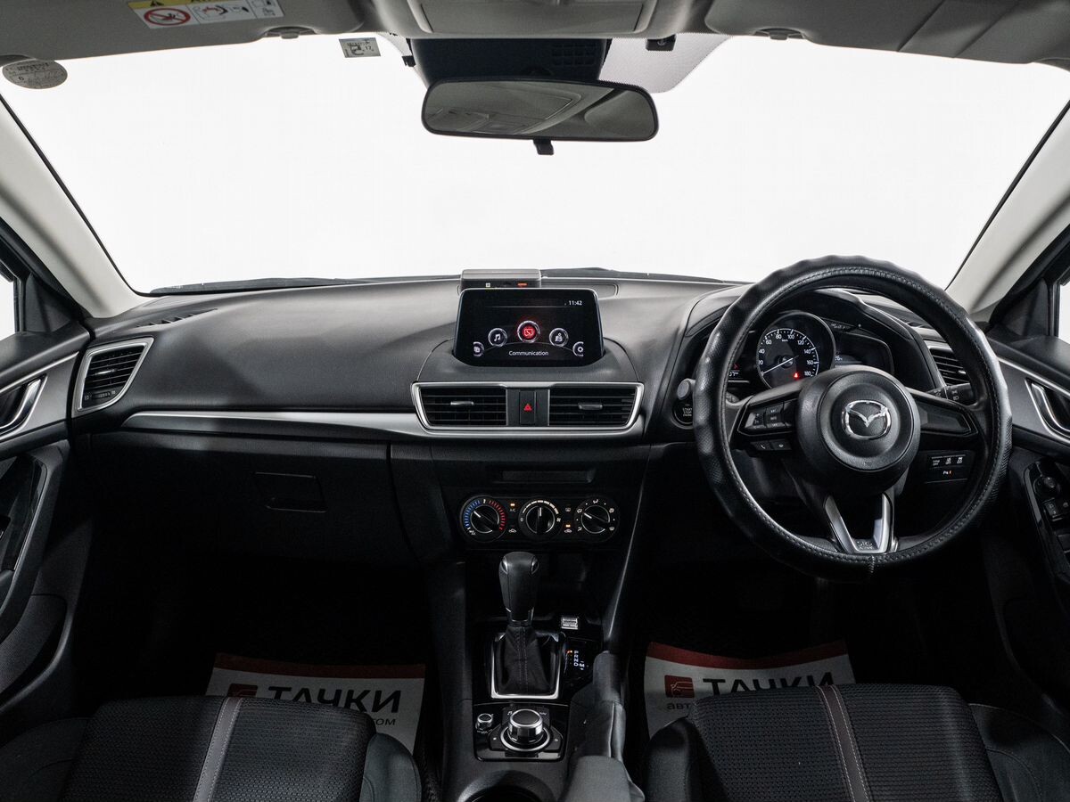 Mazda Axela 2018 - фото автомобиля
