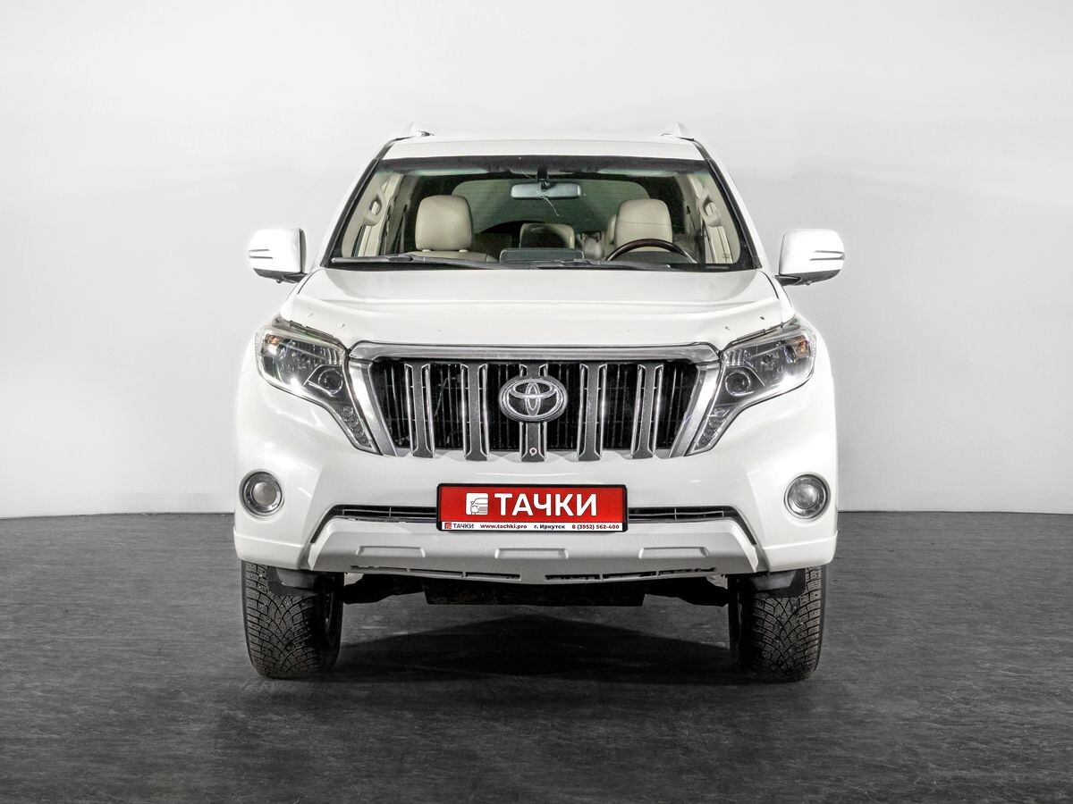 Toyota Land Cruiser Prado 2010 - фото автомобиля