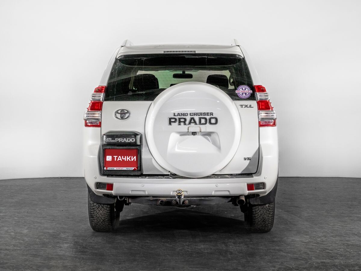 Toyota Land Cruiser Prado 2010 - фото автомобиля
