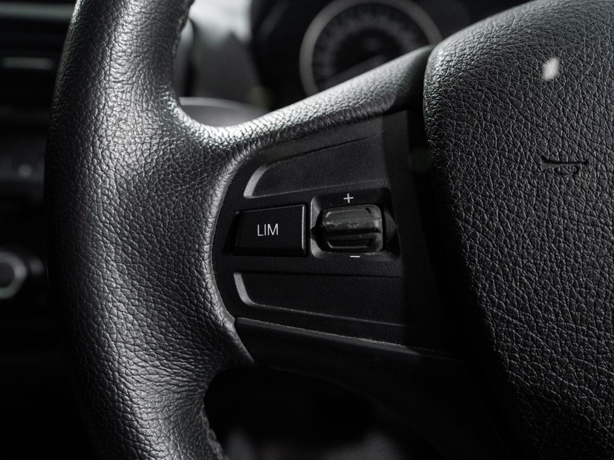 BMW 1-Series 2014 - фото автомобиля