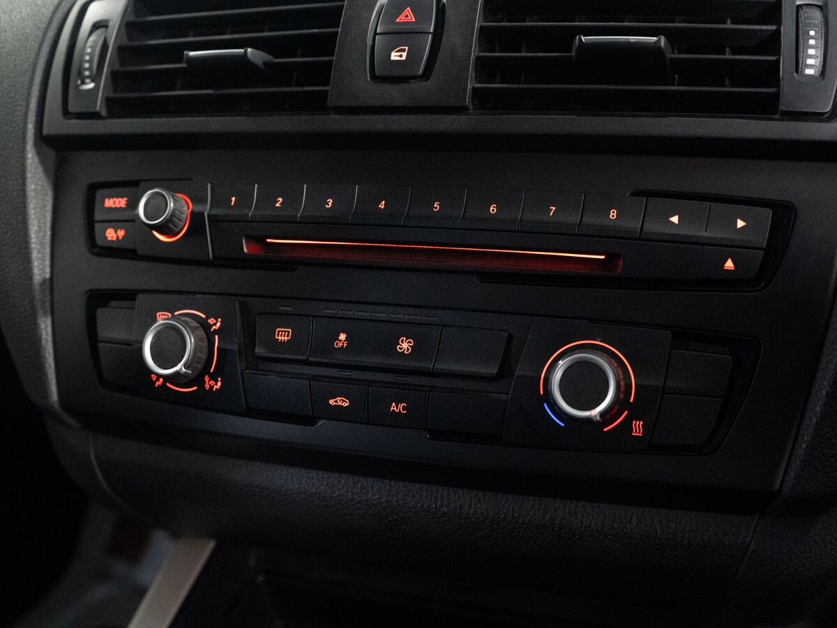 BMW 1-Series 2014 - фото автомобиля