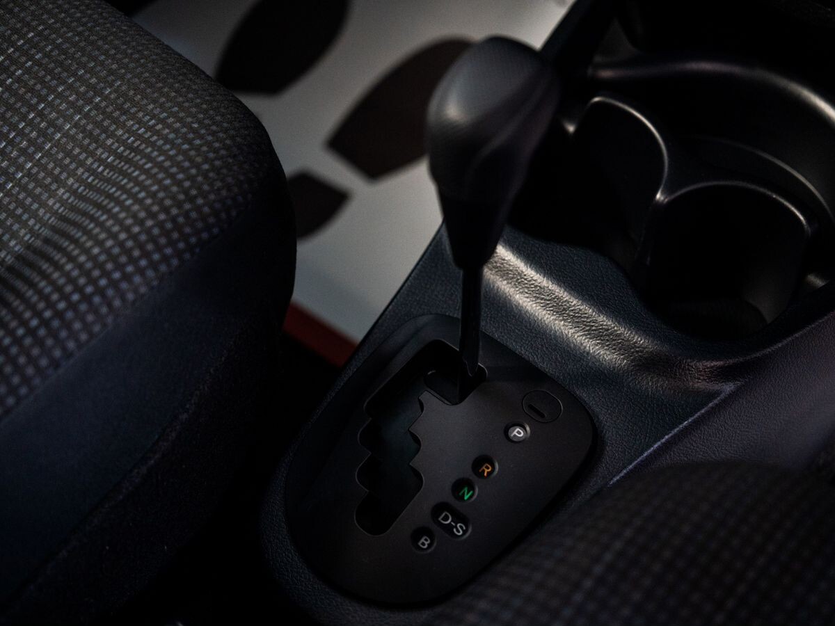 Toyota Vitz 2017 - фото автомобиля