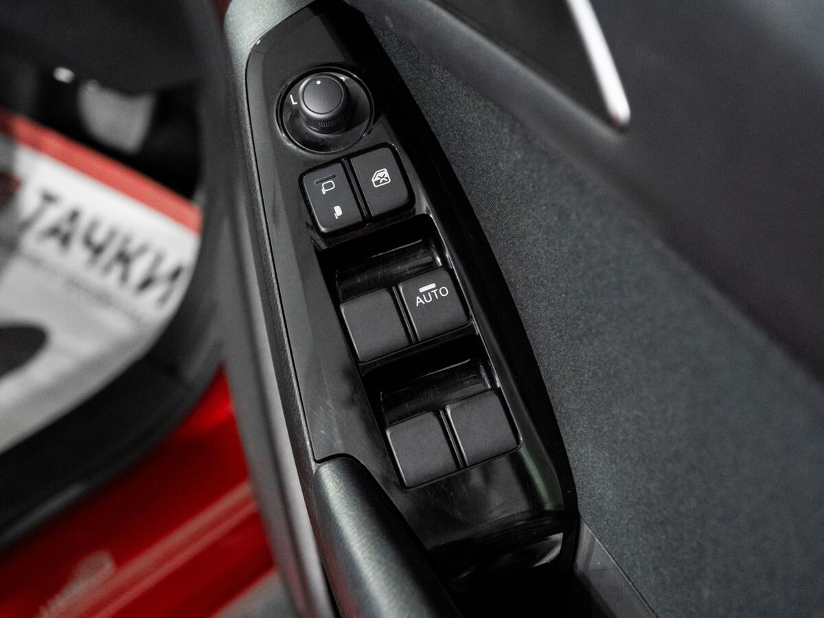 Mazda Axela 2018 - фото автомобиля