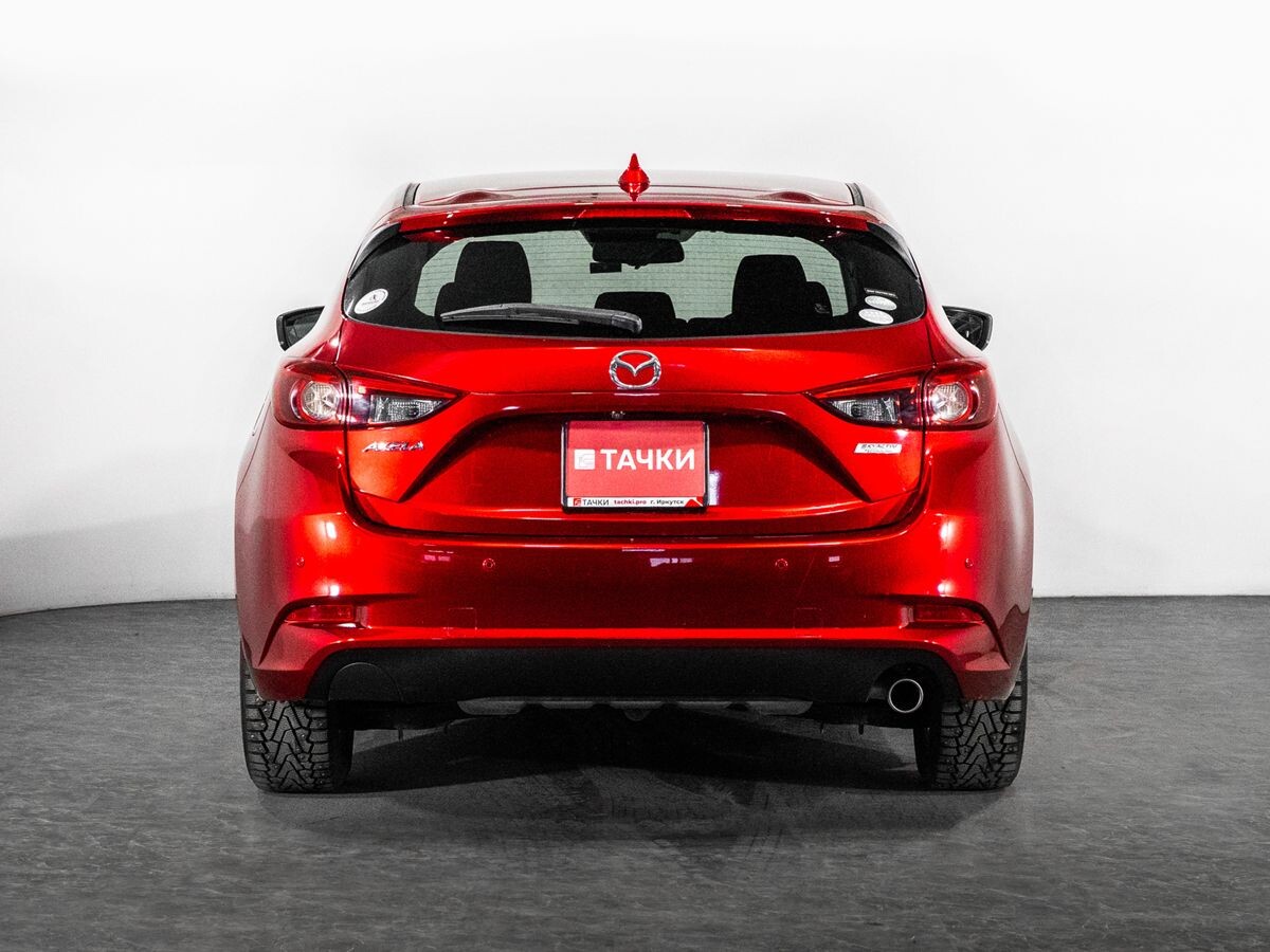 Mazda Axela 2018 - фото автомобиля