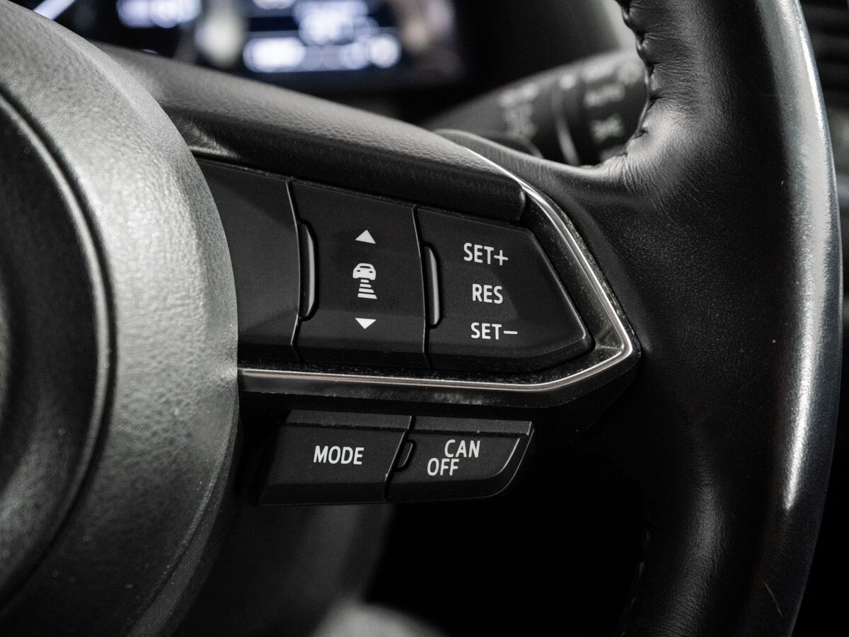 Mazda Axela 2018 - фото автомобиля